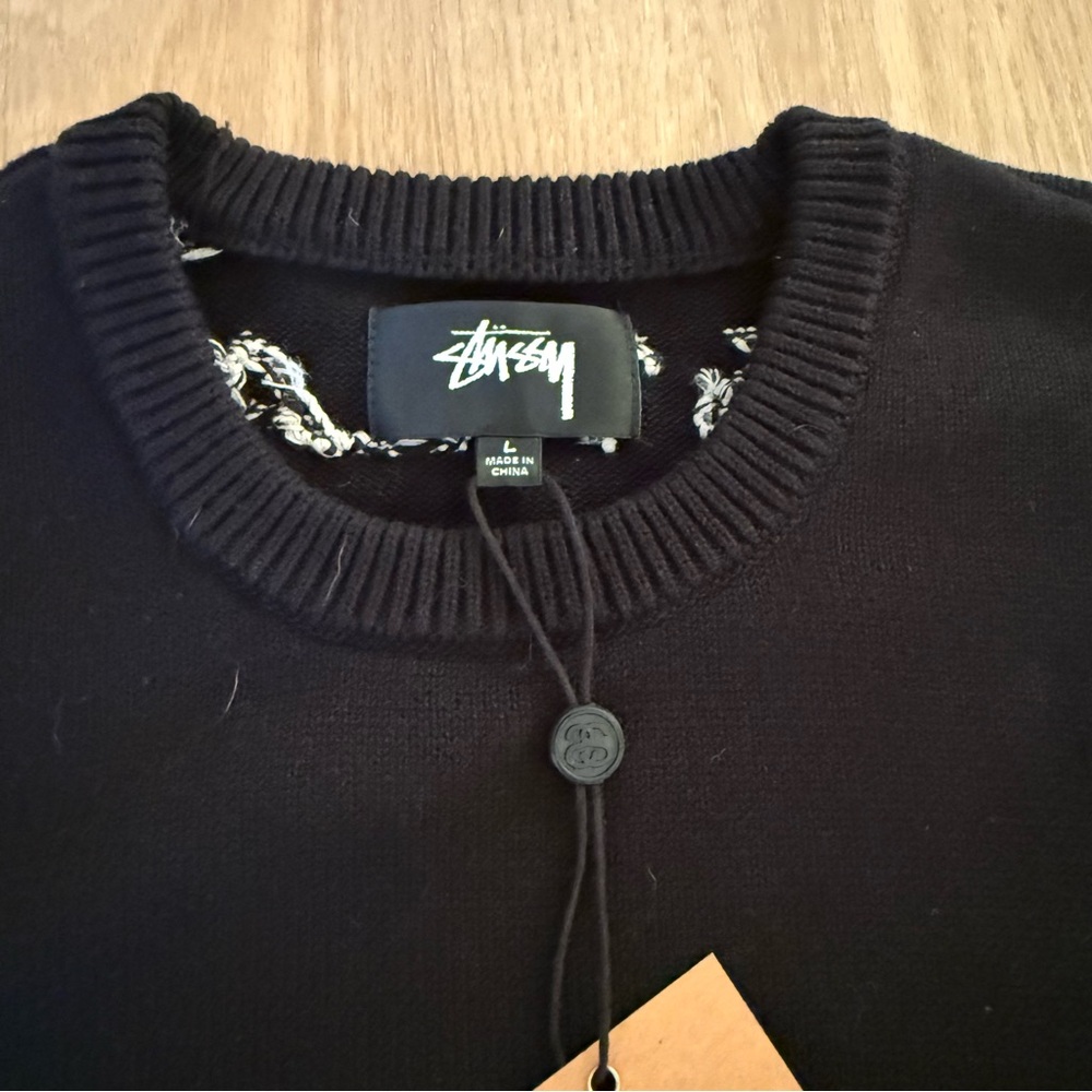 Stussy Men’s Black Laguna Icon Crewneck Sweater - Archive Store Edition - Picture 3 of 6